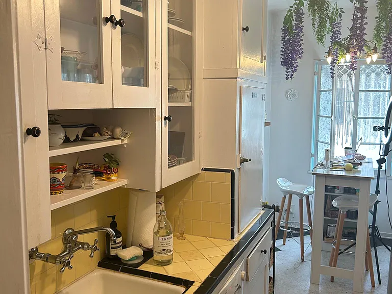464 N Stanley Ave #8 — Photo 14