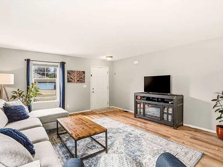 18115 E Mansfield Ave — Photo 2