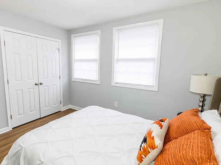 Graystoneplace Apartments — Photo 42