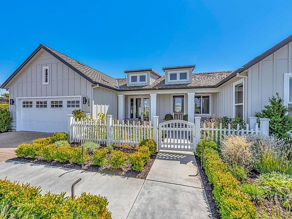3rd image of 284 Trinidad Drive