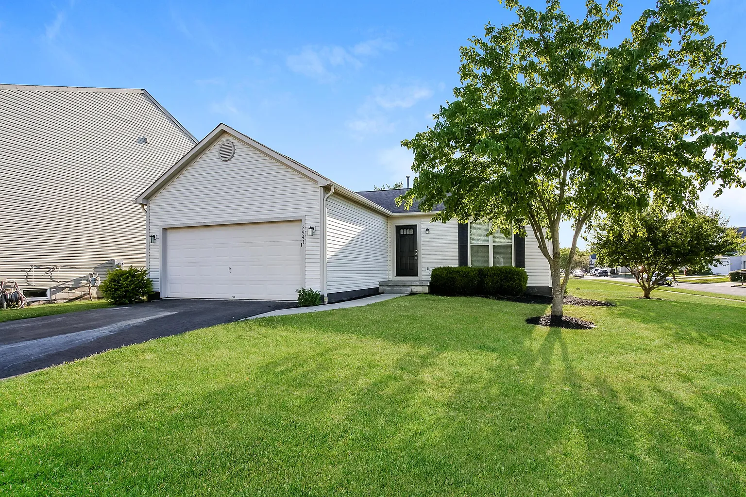 2943 Briar Ridge Rd photo 1