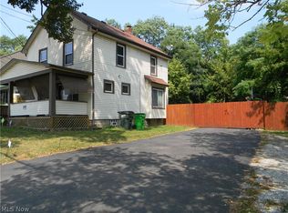 877 Broadway Ave, Bedford, OH 44146