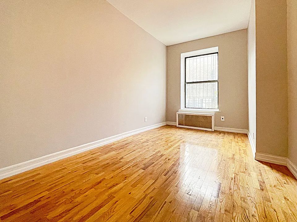 1st image of 35 Morningside Ave APT 4