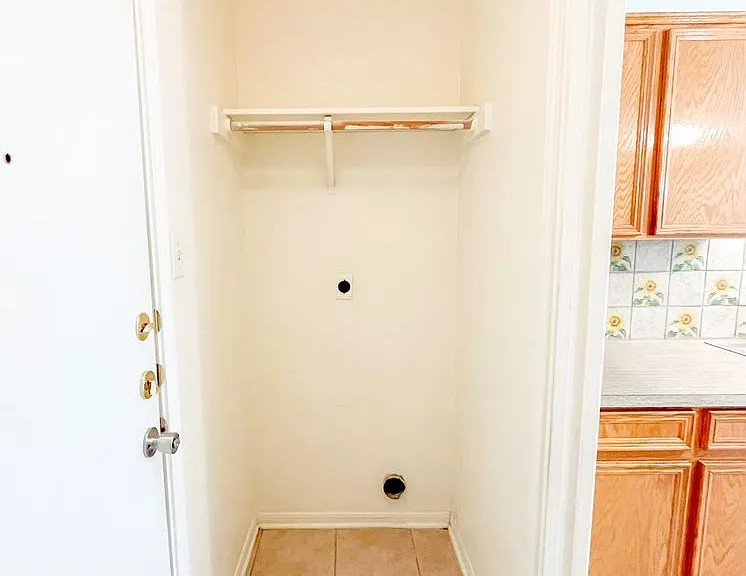 2603 Edgefield St — Photo 11