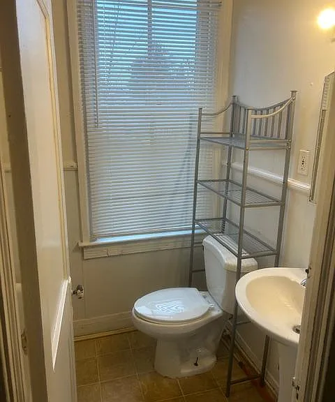 610 Dallas St #1 — Photo 5