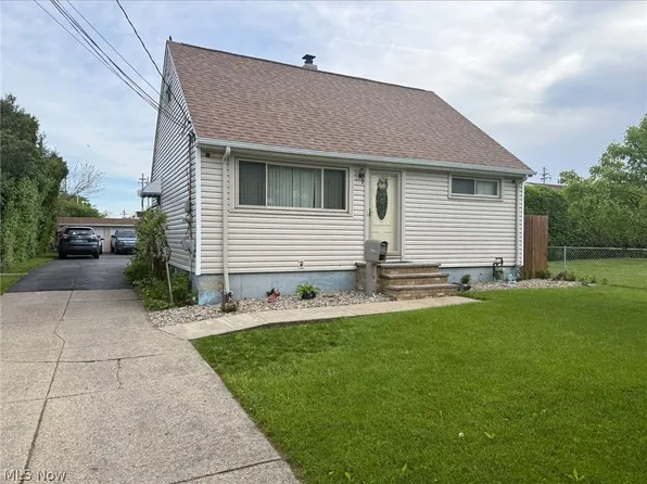 15316 Rademaker Blvd, Brookpark, OH 44142