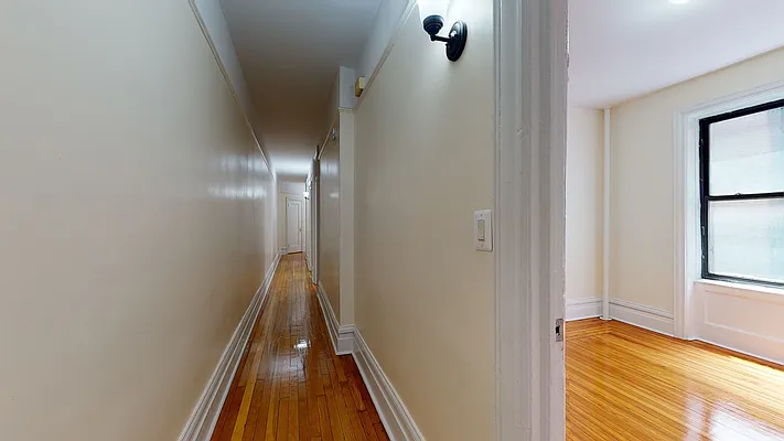 Rented by Bond New York | media 25