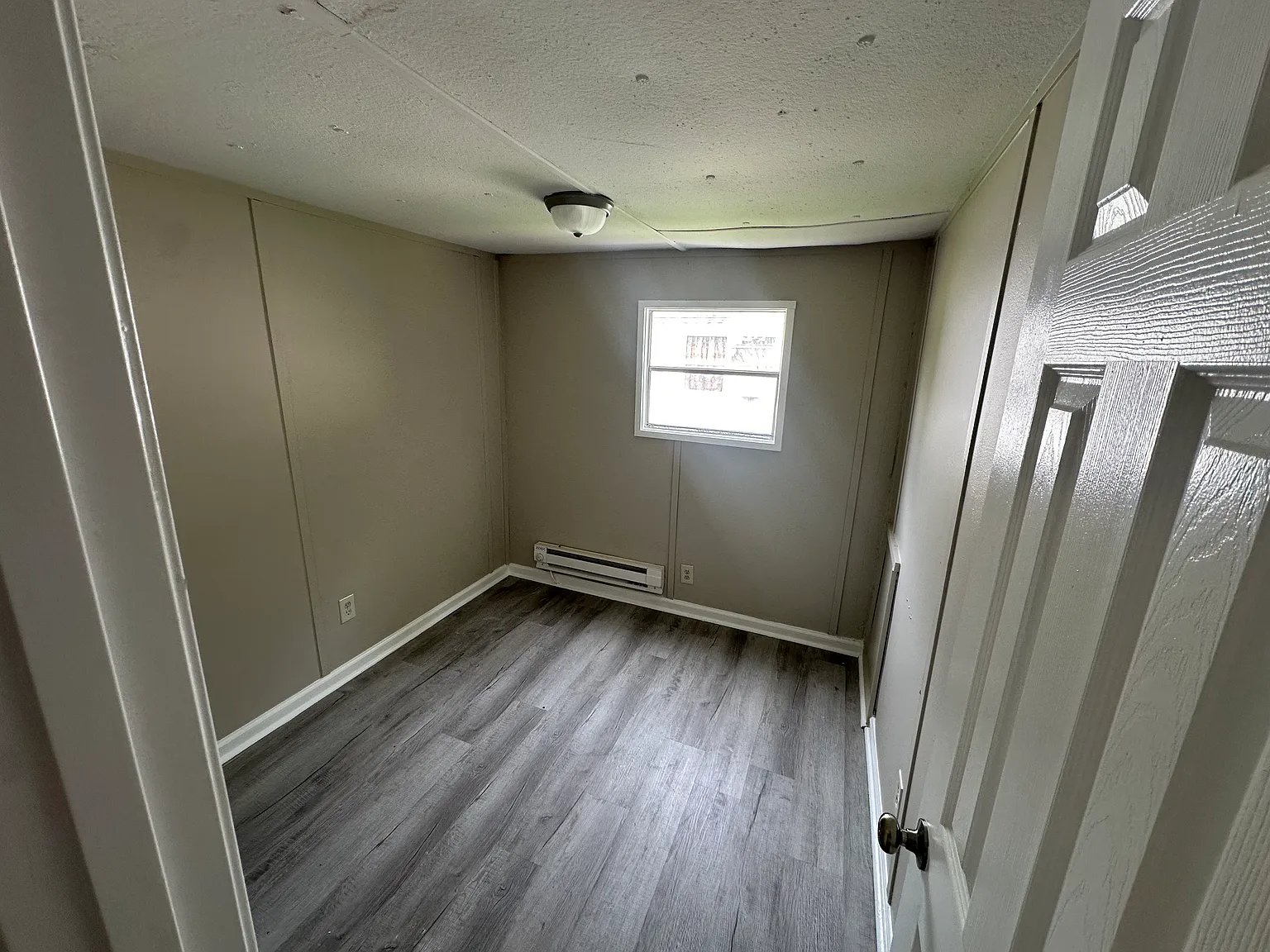 2 bed, 885 sqft, $985 — Photo 3