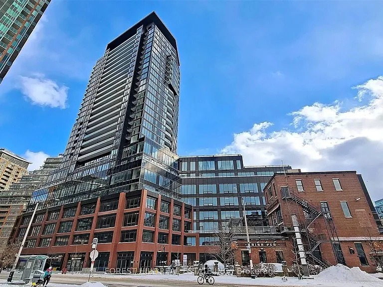 135 E Liberty St #2103 — Photo 1