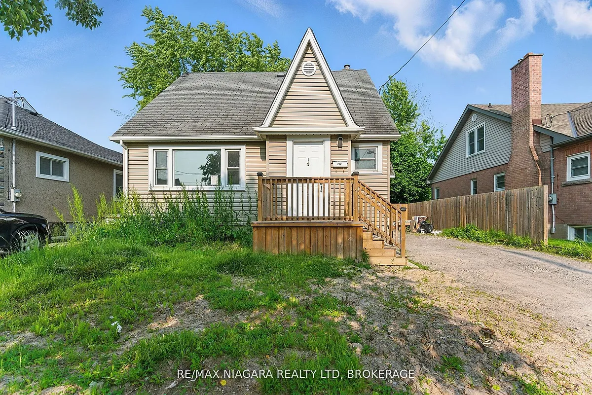 Building Photo - 290 Scholfield Ave S #1