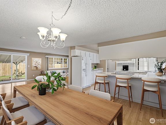 5th image of 4710 118th Street NE