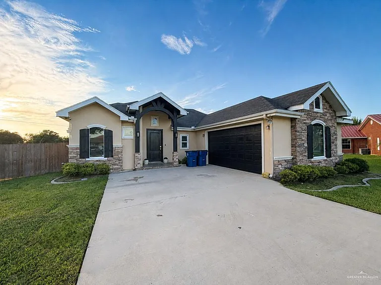 5305 Ginko Dr — Photo 2