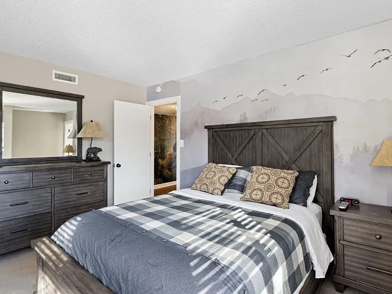 1260 Ski View Dr — Photo 14
