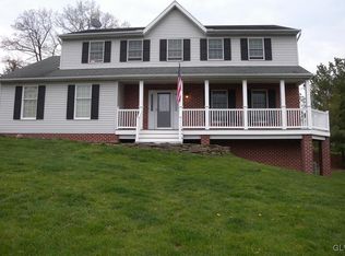 3728 Lindy Dr N, Whitehall Township, PA 18069