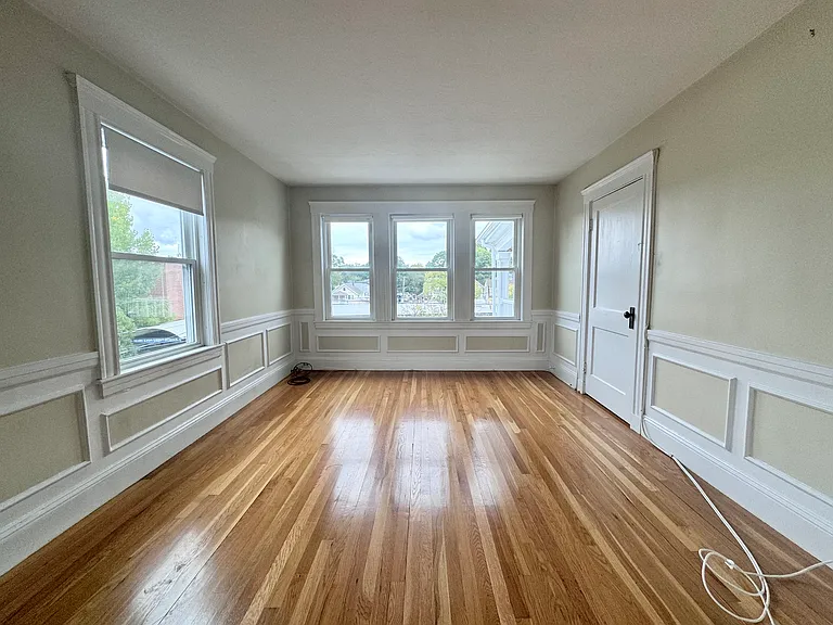 88 Beechcroft St #3 — Photo 6