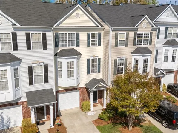 4143 Tarrant Trace Cir, High Point, NC 27265