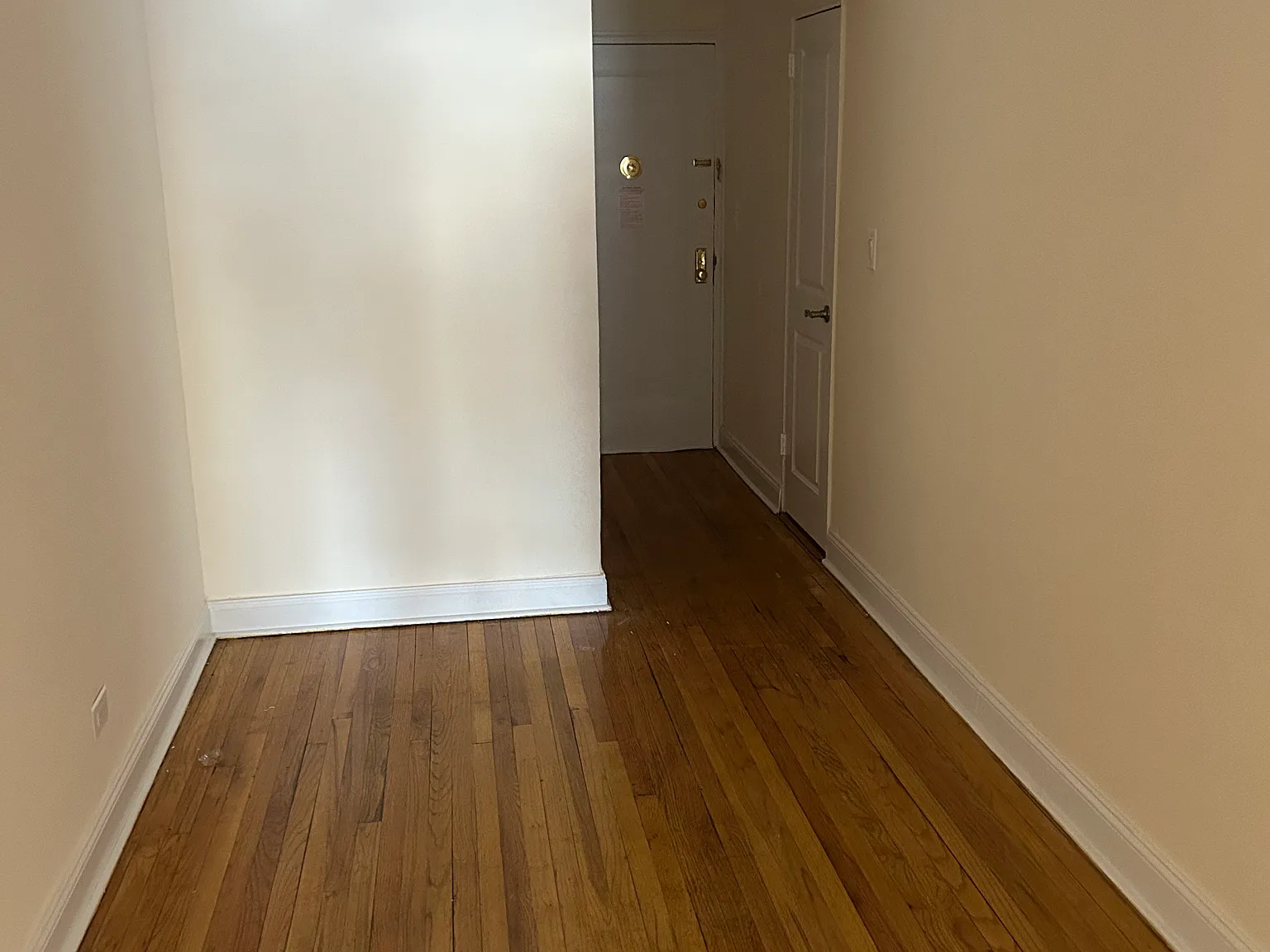2 bed, 920 sqft, $2,800 — Photo 4