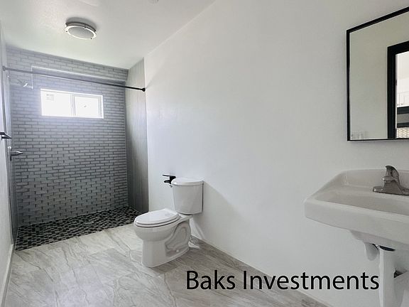 4th image of 11460 Killion St #11421310