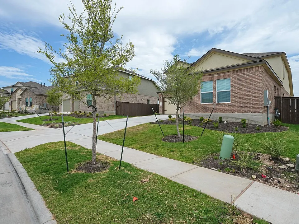 932 Mallow Rd