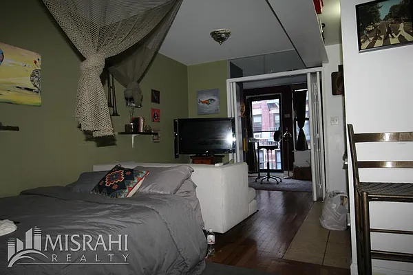 Rented by J Misrahi Realty Corp | media 14