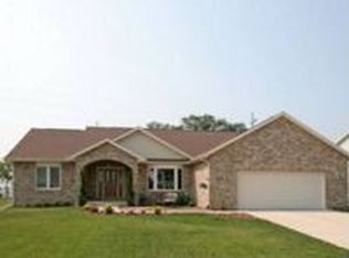 2610 Mary St, Belvidere, IL 61008