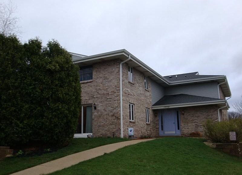 1st image of 1352 Meadowcreek Dr