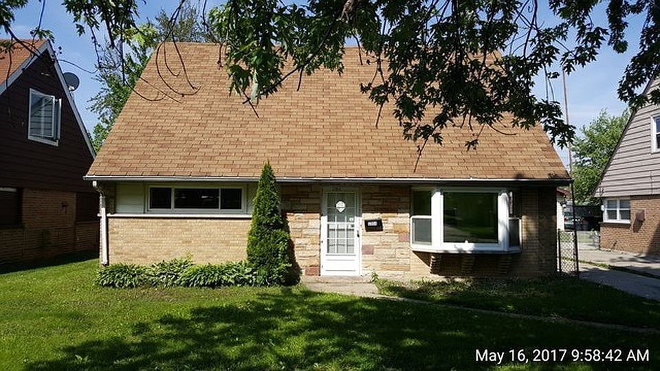 1st image of 17054 Oakwood Ave