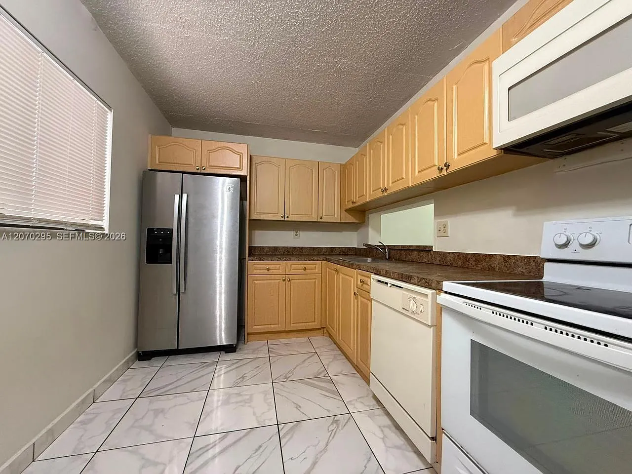 Horizons West Condo #2 — Photo 2