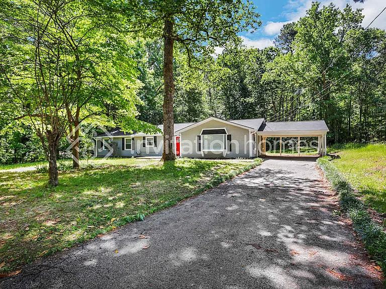 1808 Spring Rd — Photo 1