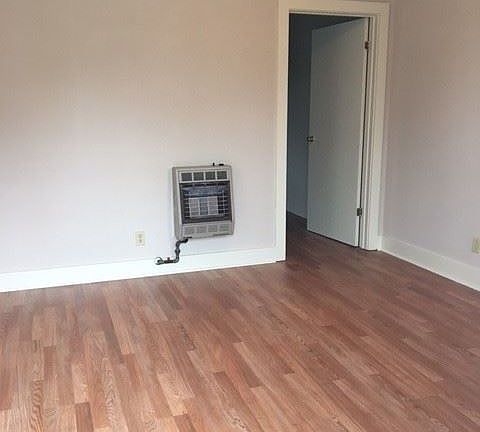 2nd image of 2326 Lapeyrouse St