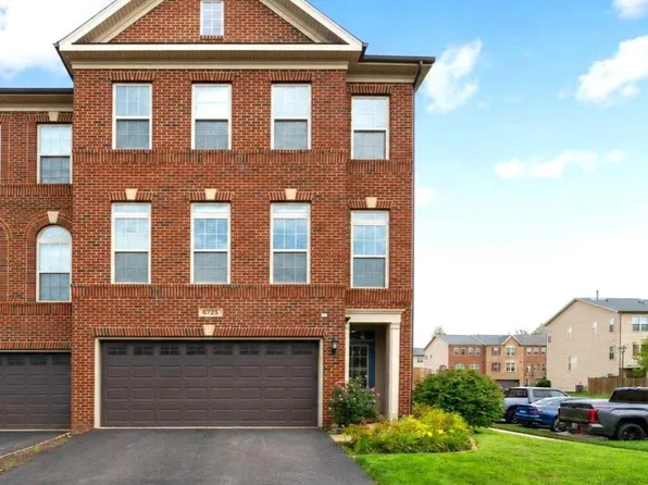6725 Pinchot Ln, Haymarket, VA 20169