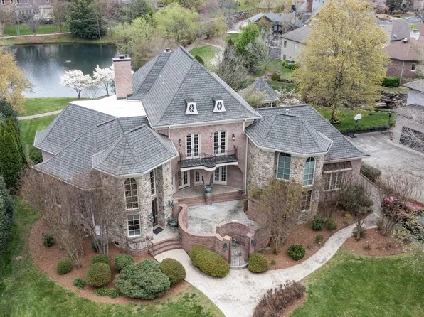 36 Old Club Ct, Nashville, TN 37215