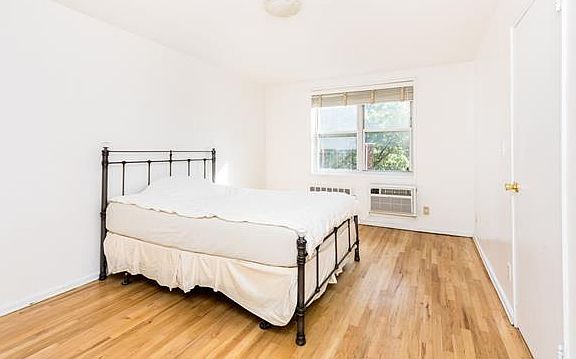 5th image of 98 Dehaven Dr APT 3A