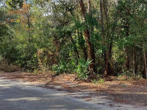 6353 W Country Club Dr, Homosassa, FL 34448