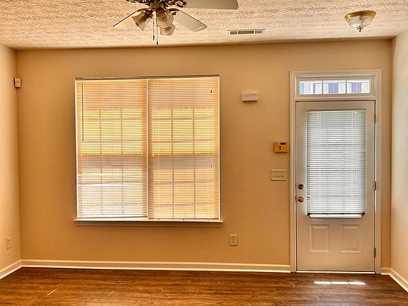 2nd image of 2633 Heathrow Dr #2633