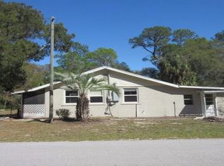 39 Park St, Inglis, FL 34449