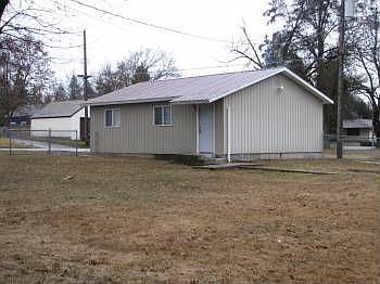 2nd image of 1021 N 10th St