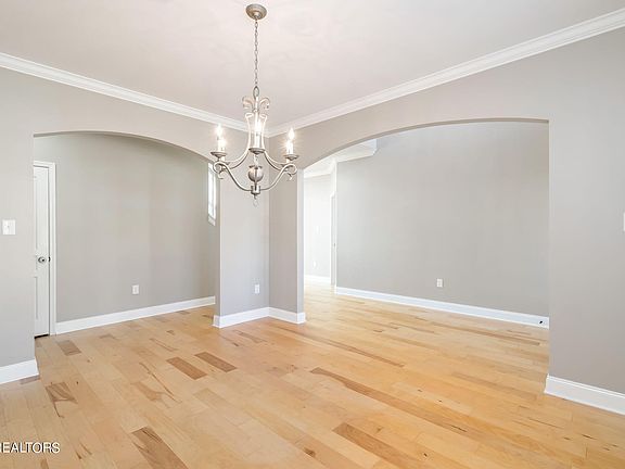 5th image of 2655 Berringer Station Ln