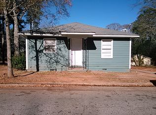 316 Hammond Dr, Griffin, GA