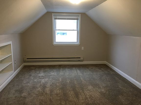 3rd image of 371 E 232nd St