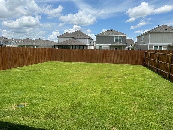 2nd image of 120 Coleman Bnd