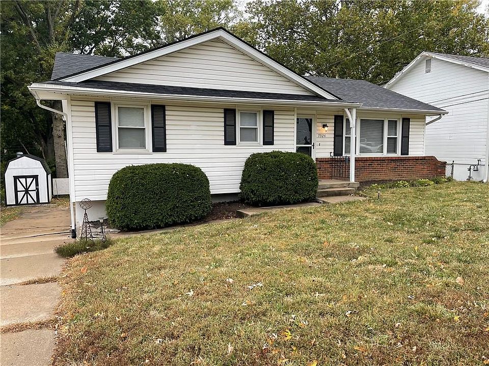 1st image of 7924 NW Milrey Dr