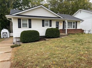 7924 NW Milrey Dr, Kansas City, MO 64152