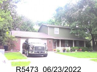 3027 Tomahawk Dr, Lawrence, KS 66049