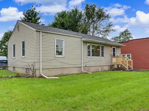 1512 173rd St, Hammond, IN 46324