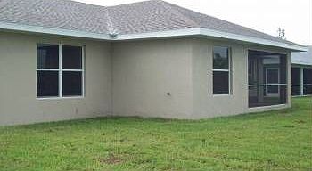 2nd image of 4129 NE 15th Pl
