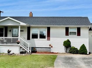 11758 W Brady Rd, Chesaning, MI 48616