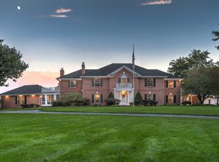 4610 Bradford St NE, Grand Rapids, MI 49525