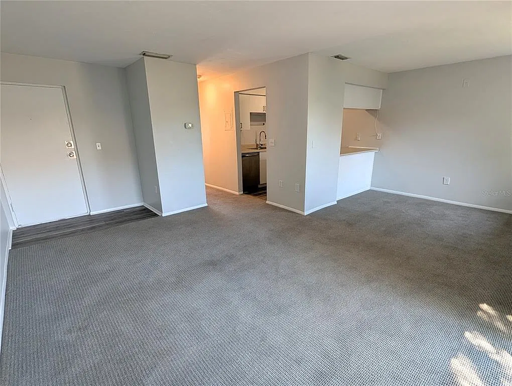 1 bed, 1.0 bath, 739 sqft, $1,200 — Photo 4