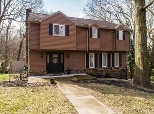 143 N Locust Dr, Jeannette, PA